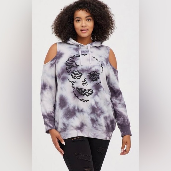 torrid Tops - Torrid Halloween Graphic Classic Fit Cozy Fleece Cold Shoulder Hoodie 2X - 18/20